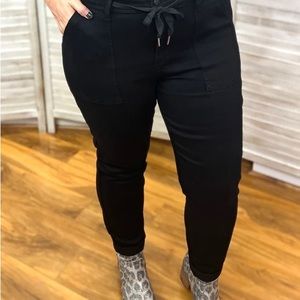 Women’s jogger jeans
